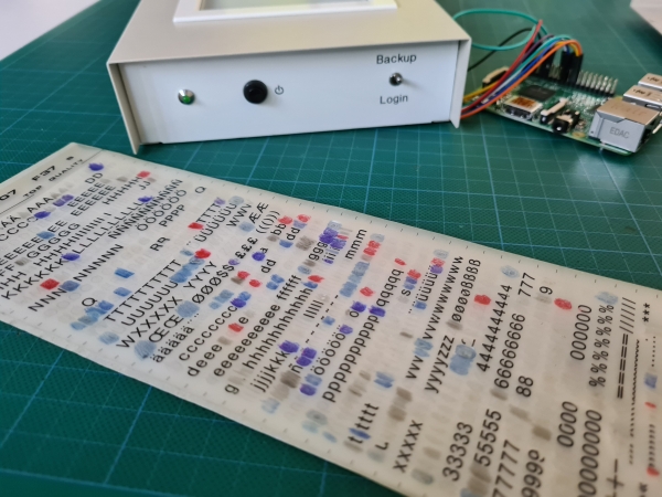 Bild "Elektronik:Backup-Station_Frontplatte1.jpg"