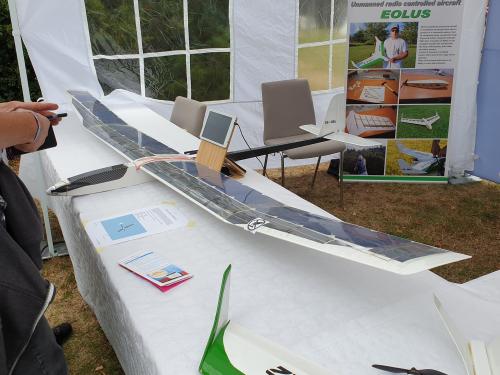 Bild "Events:MakerFaire2019_flugzeug1.jpg"