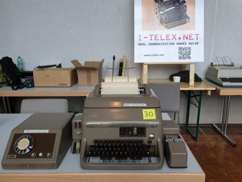 Bild "Events:MakerFaire2019_telex2.jpg"